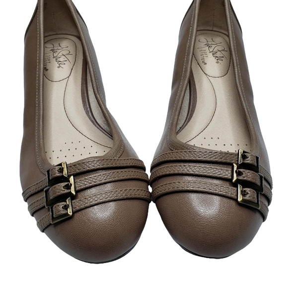 Life Stride | Brown Round Almond Toe Slip On Cushioned Wedge Flats Women's 6 - Picture 8 of 12